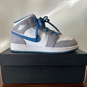 Air Jordan’s size 7 youth boys
